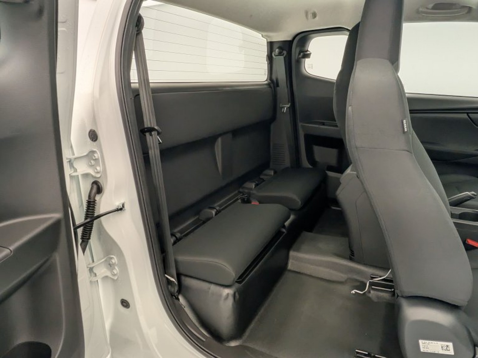 ISUZU - D-MAX - #860905 - 7