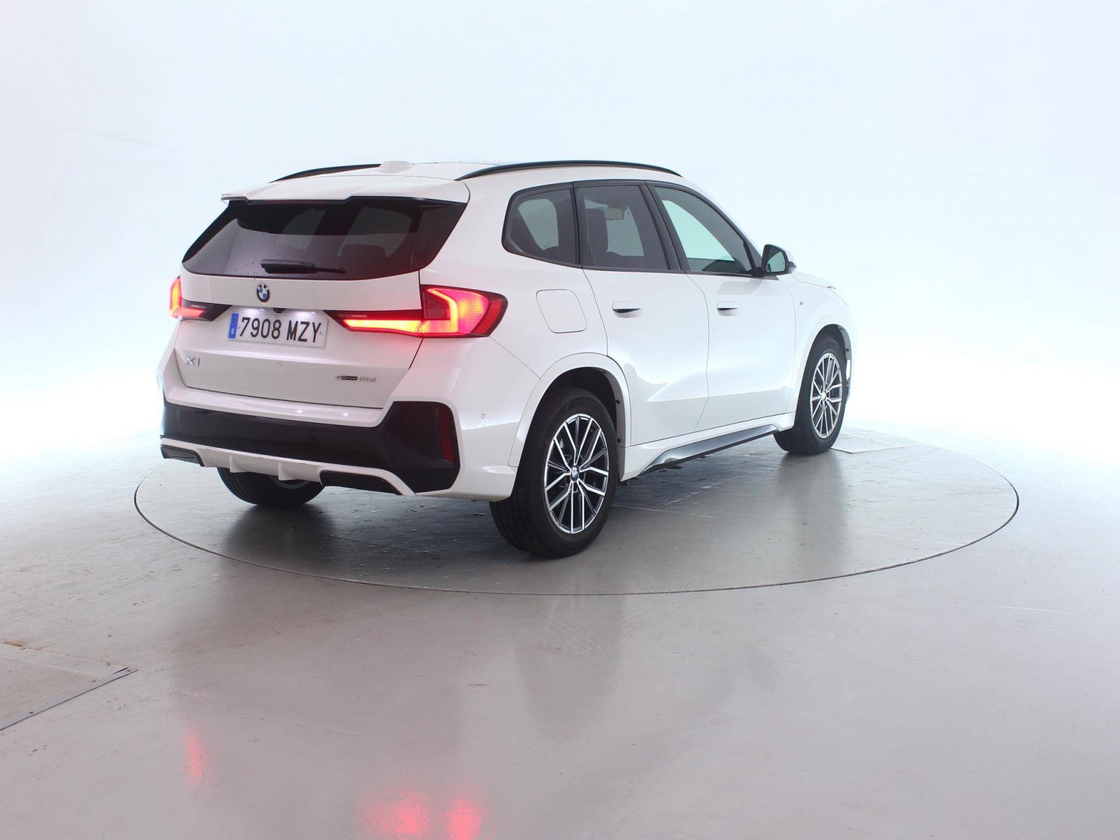 BMW - X1 U11 - #861029 - 4