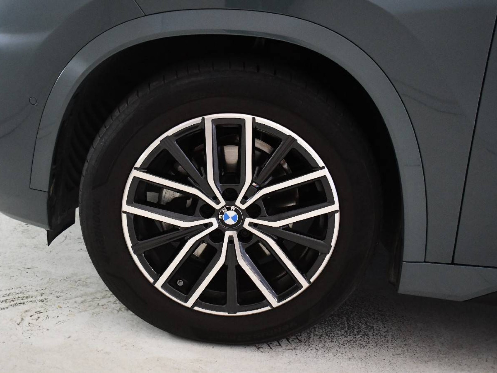 BMW - X1 U11 - #861030 - 8