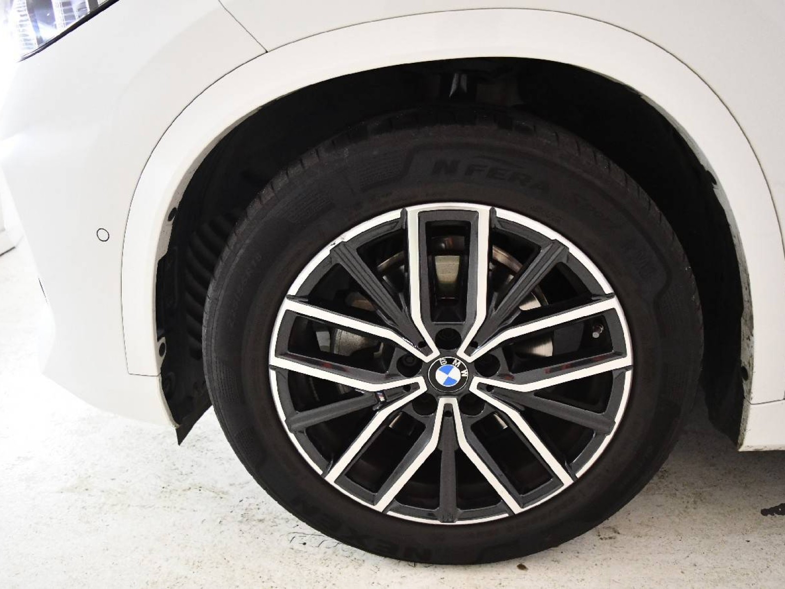 BMW - X1 U11 - #861031 - 9