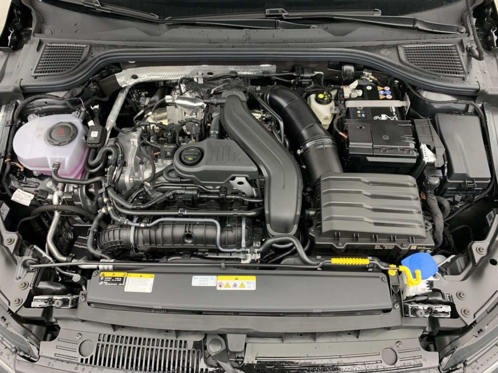 VOLKSWAGEN - GOLF 8 - #843237 - 19