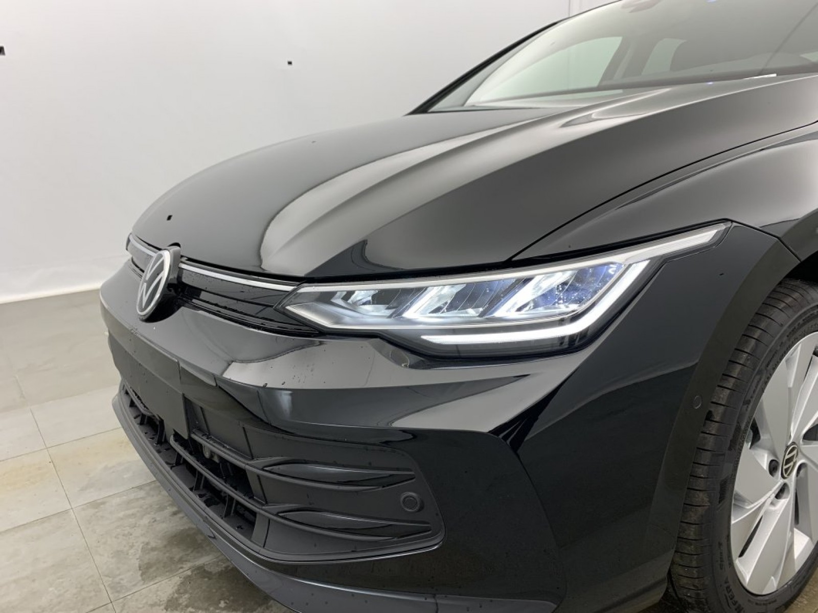 VOLKSWAGEN - GOLF 8 - #843237 - 20