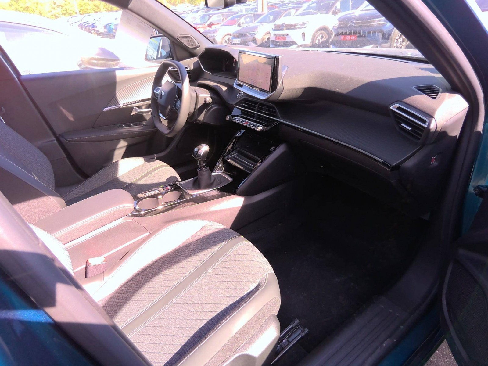 PEUGEOT - 2008 - #861528 - 2