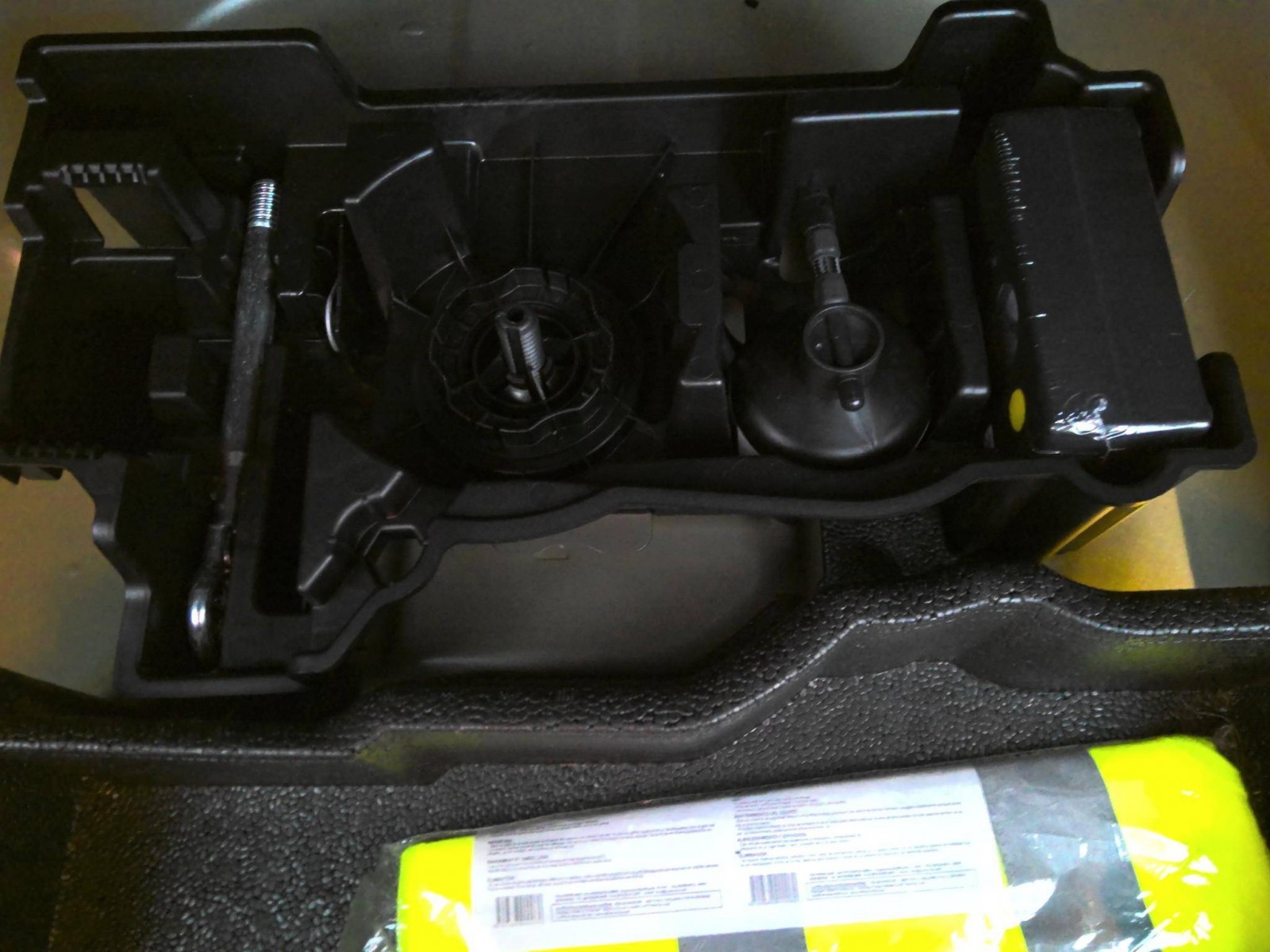 PEUGEOT - 2008 - #861608 - 4