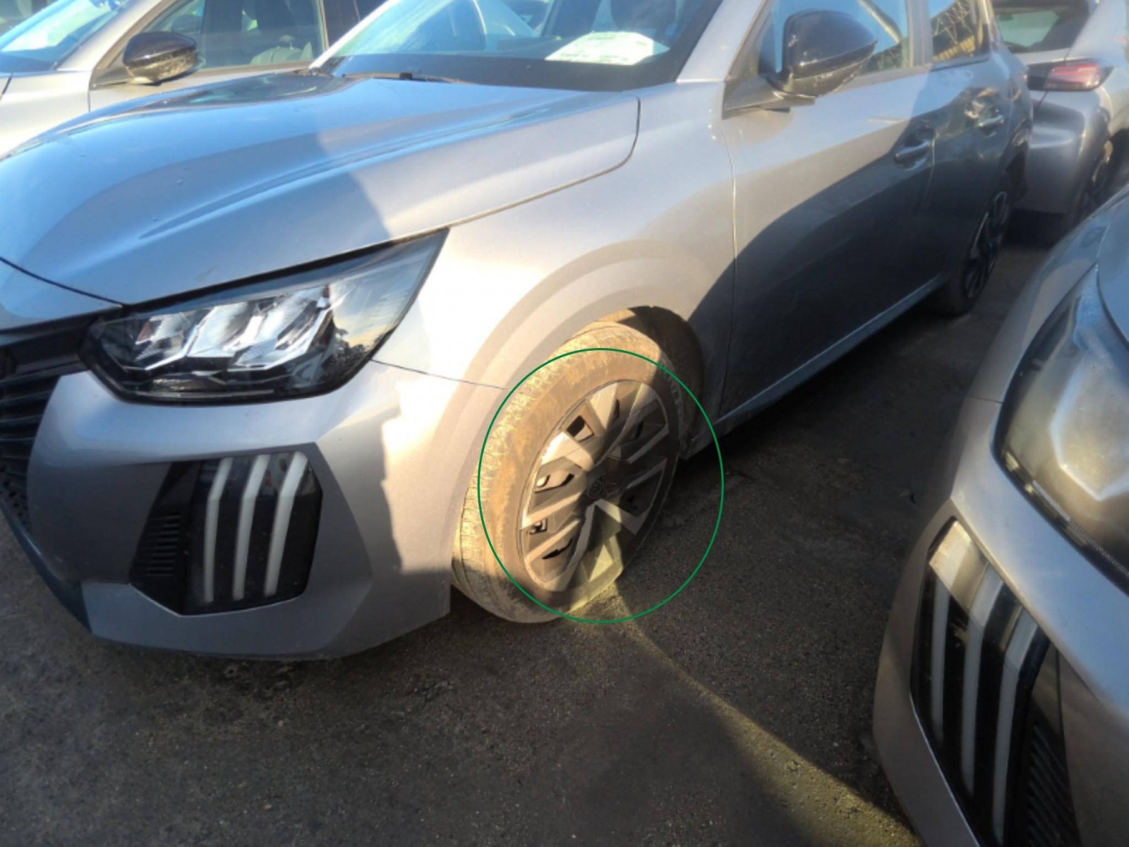 PEUGEOT - 208 - #861548 - 6