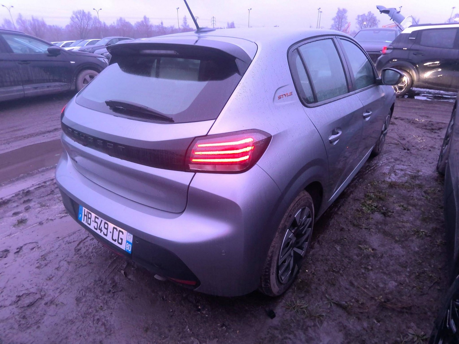 PEUGEOT - 208 - #861550 - 1