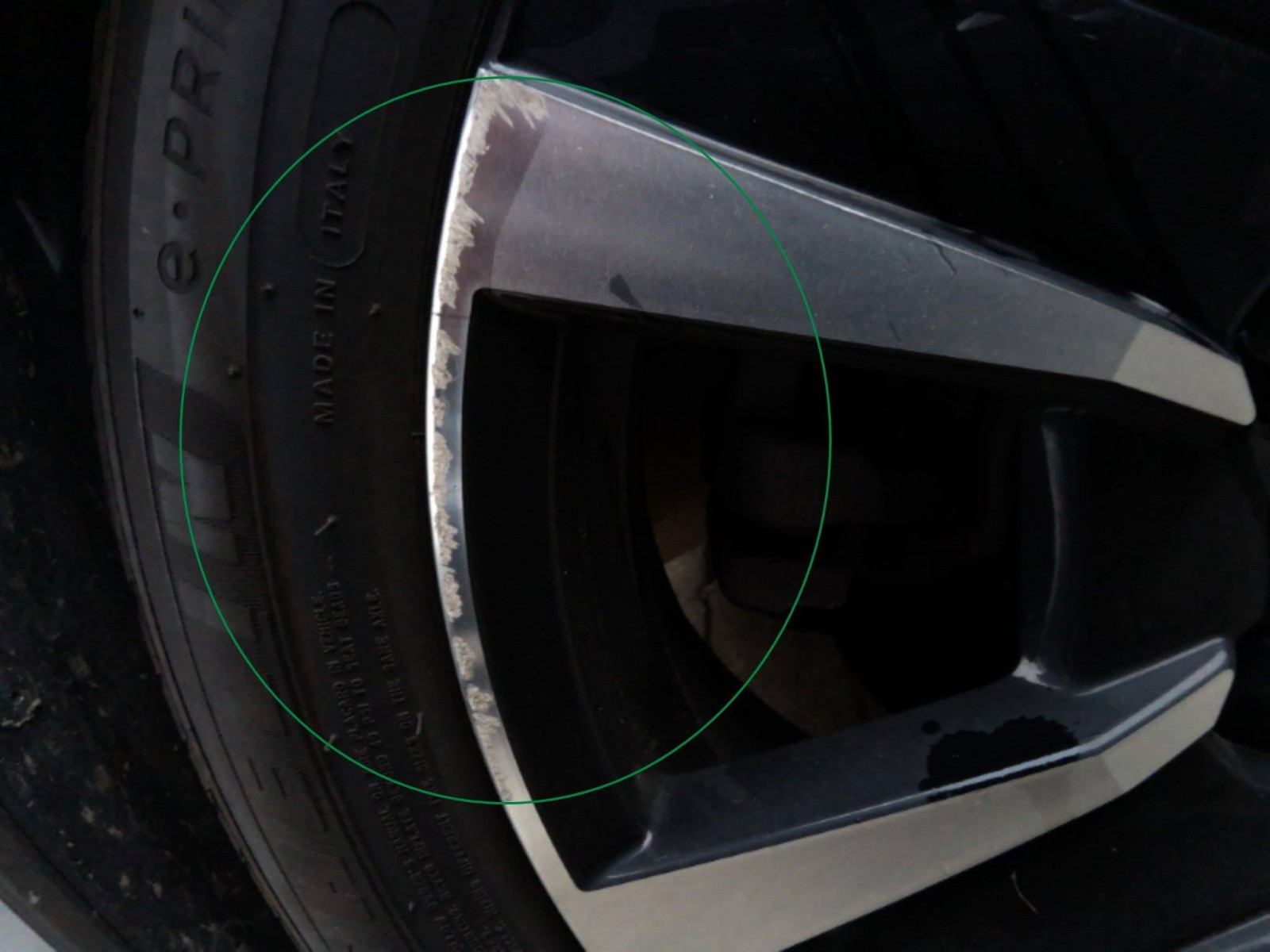 PEUGEOT - 208 - #861555 - 9