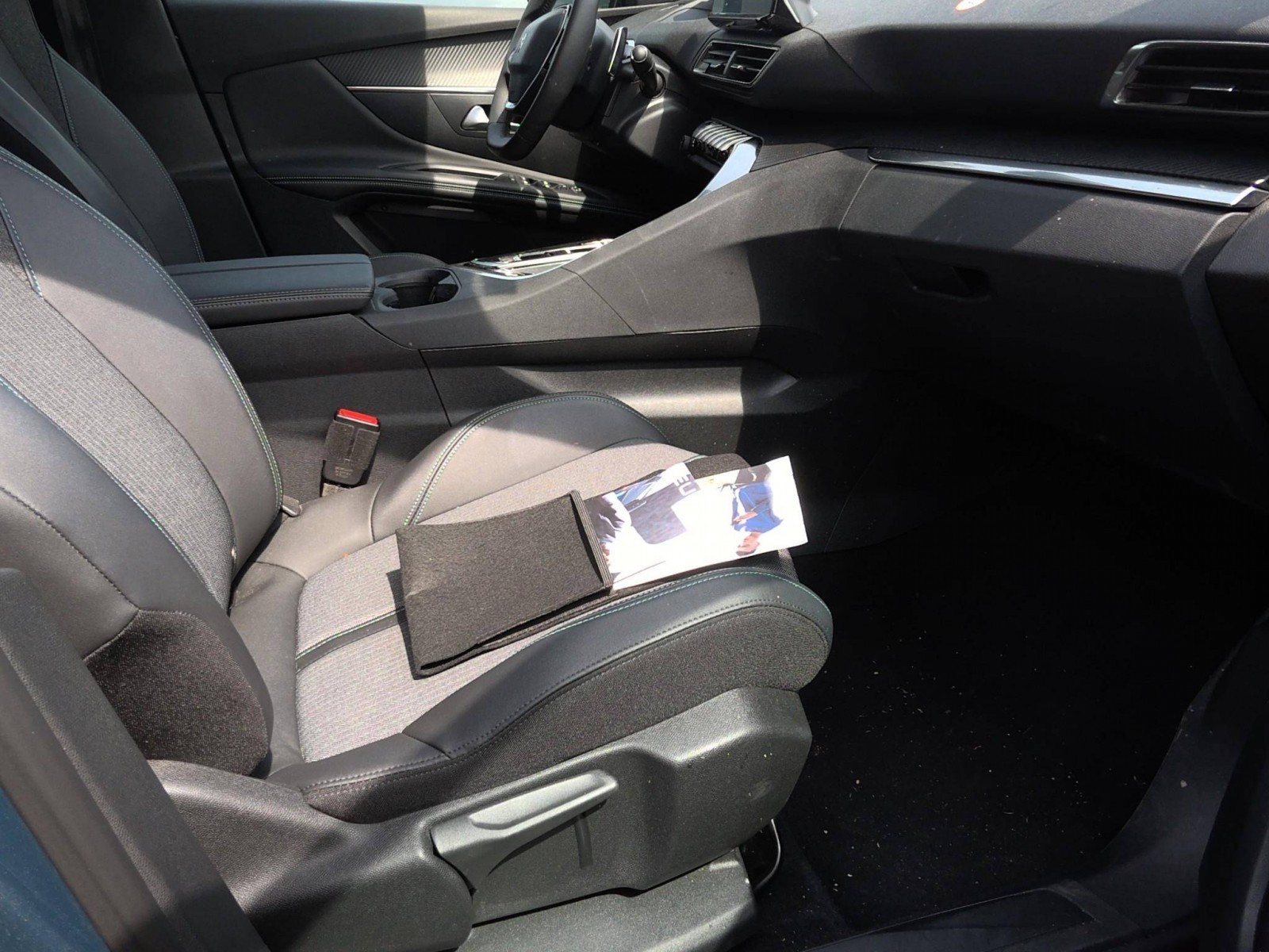 PEUGEOT - 3008 - #861556 - 2