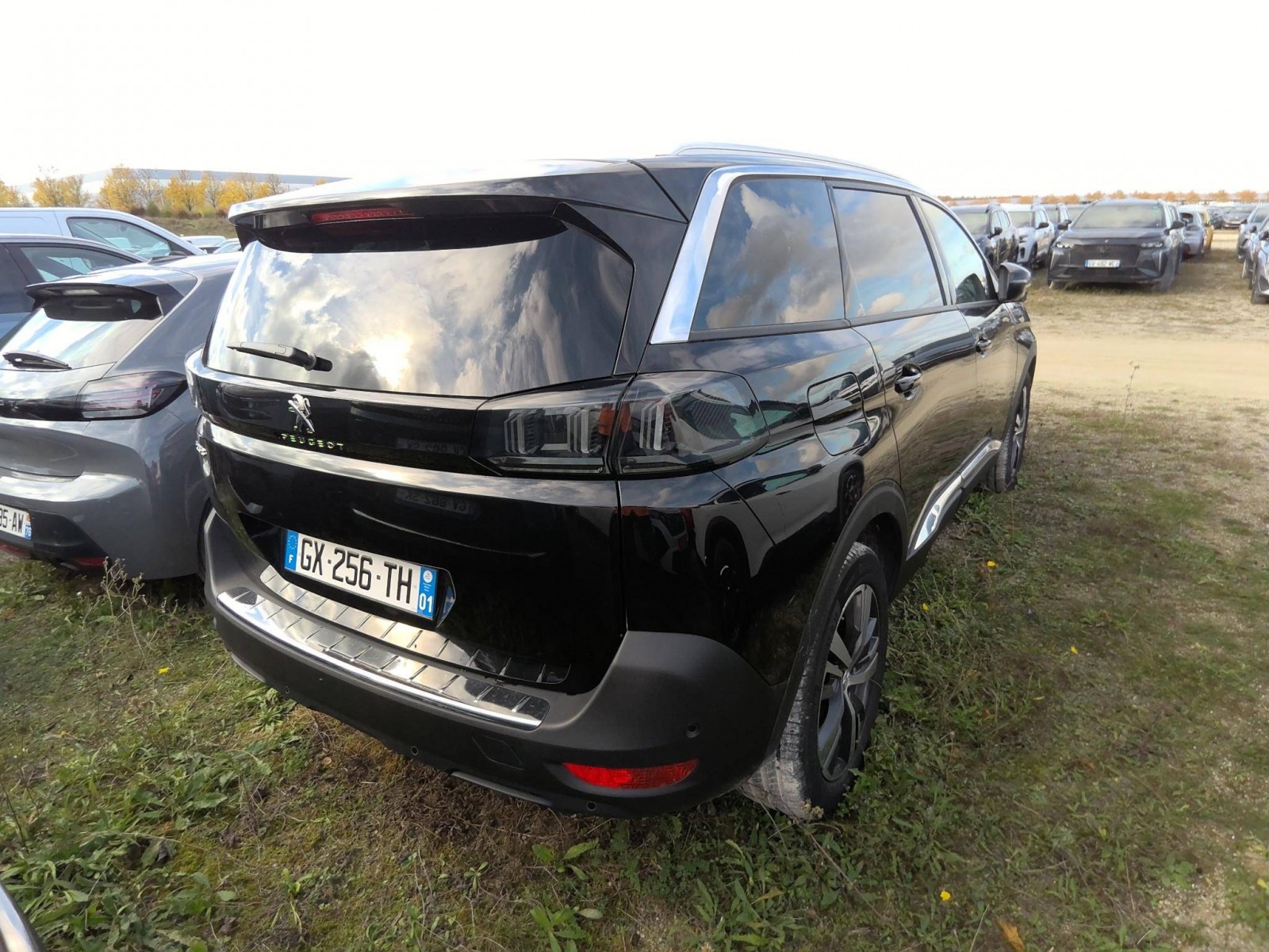 PEUGEOT - 5008 - #861643 - 1