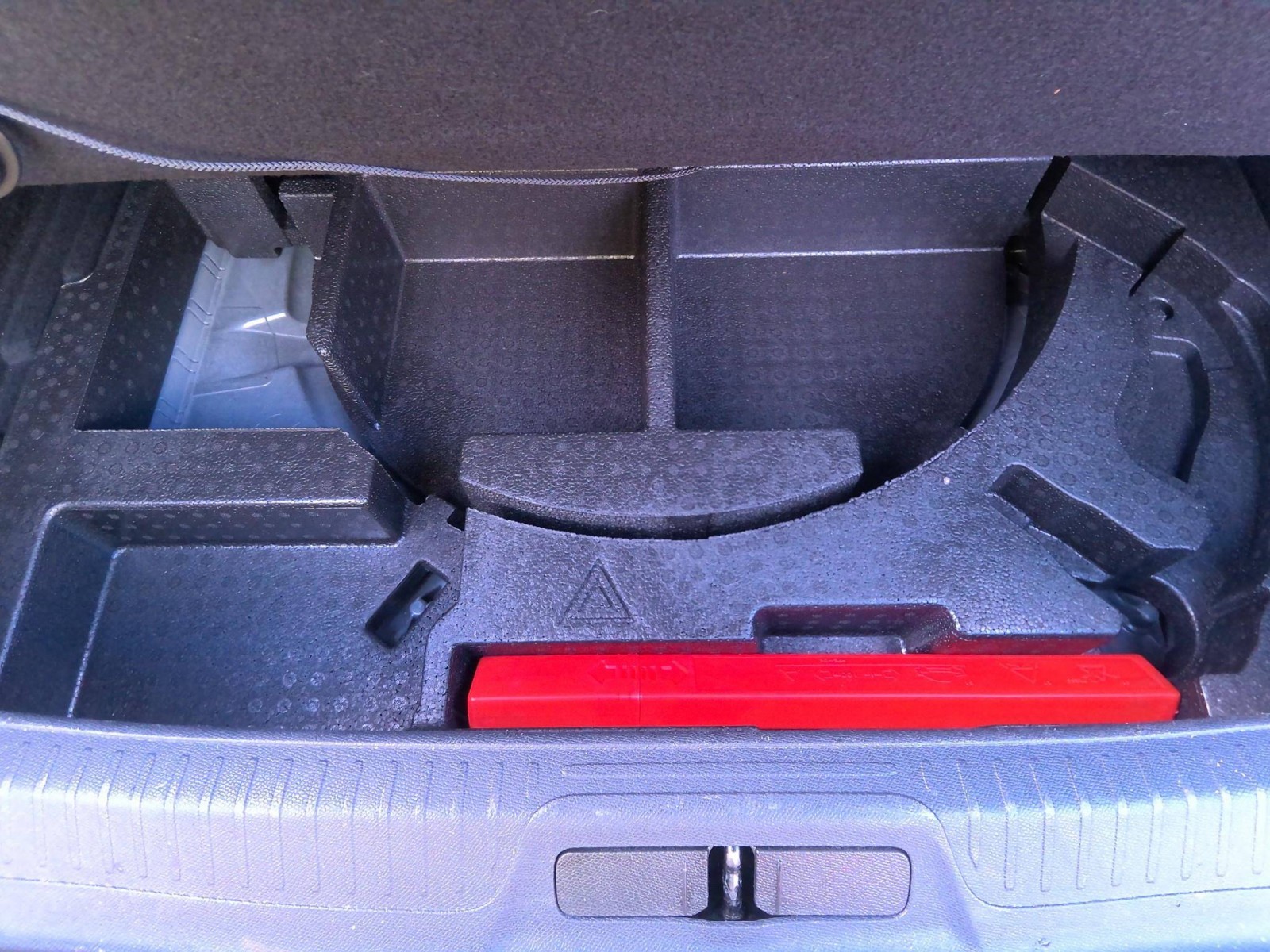 PEUGEOT - 408 - #861638 - 5