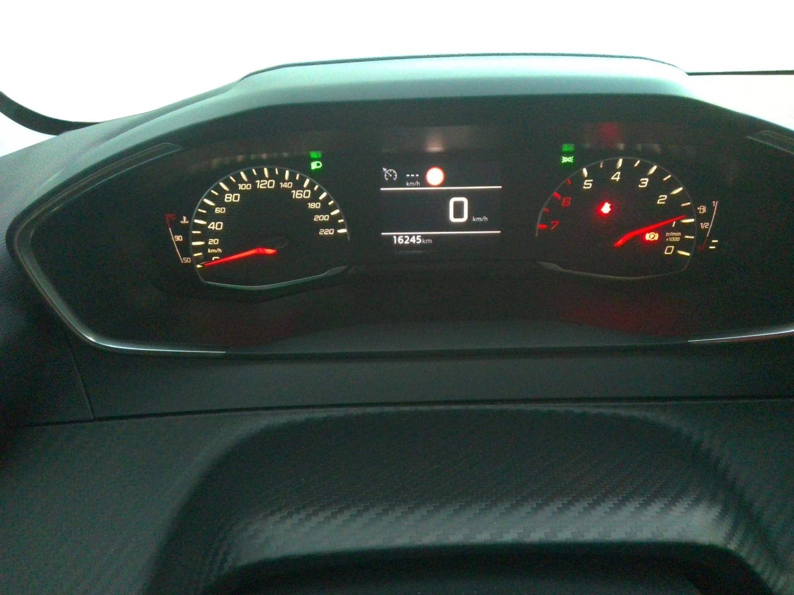 PEUGEOT - 208 - #861636 - 3