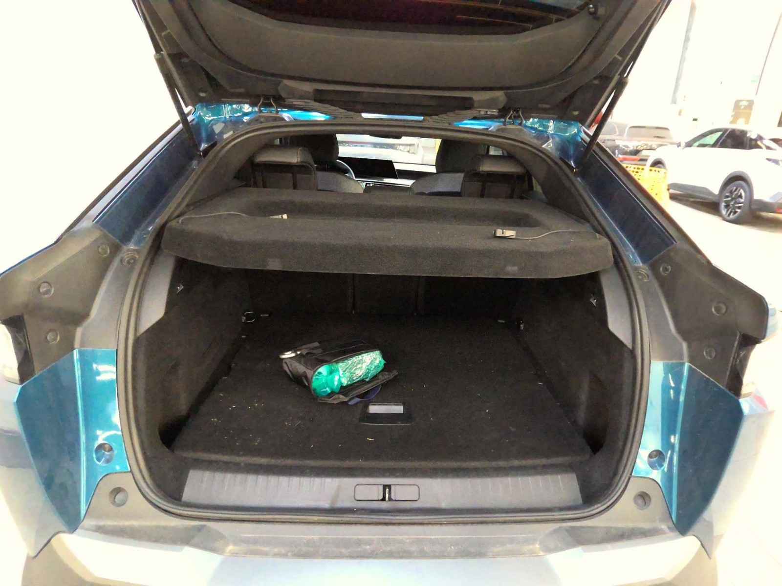 PEUGEOT - 3008 - #861589 - 5