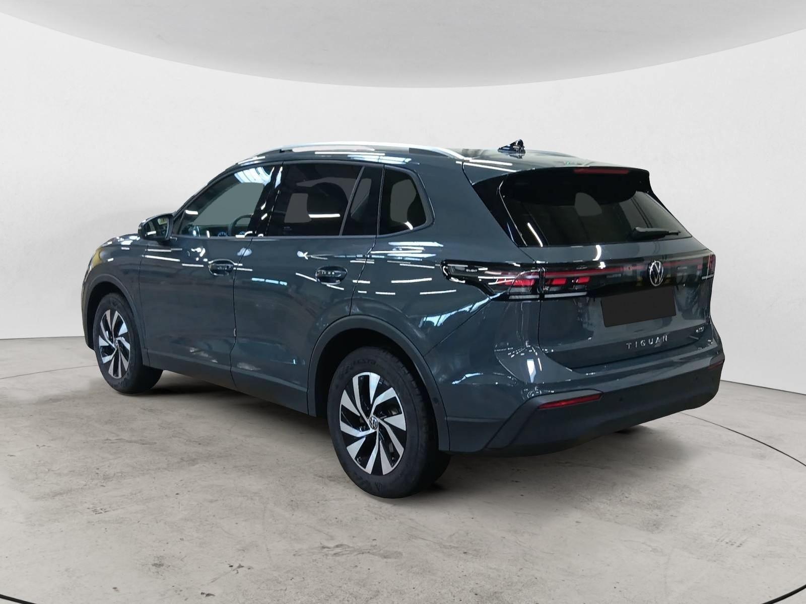 VOLKSWAGEN - TIGUAN - #859697 - 2