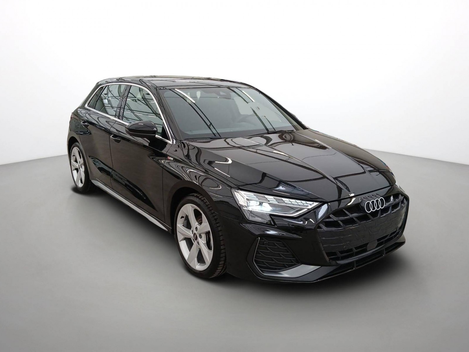 AUDI - A3 SPORTBACK - #859931 - 1