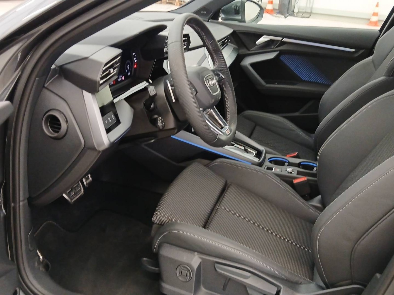 AUDI - A3 SPORTBACK - #856669 - 7