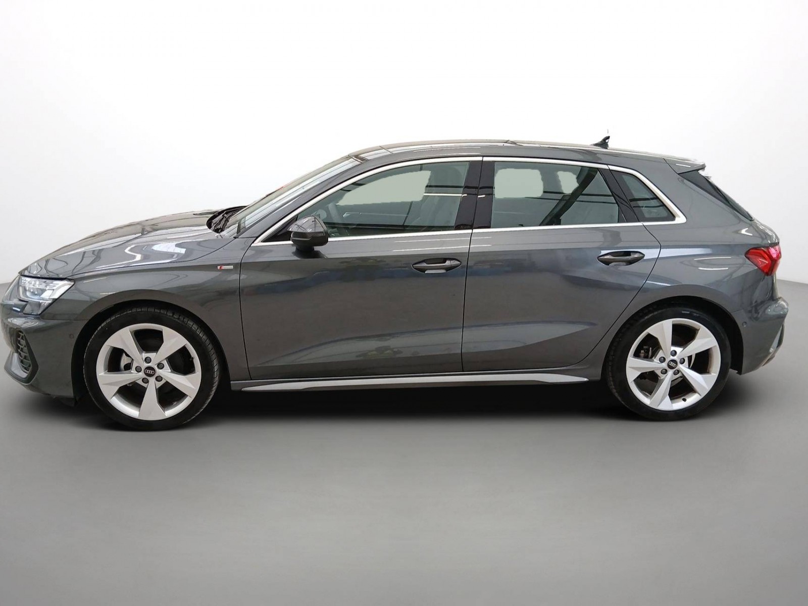 AUDI - A3 SPORTBACK - #859925 - 17