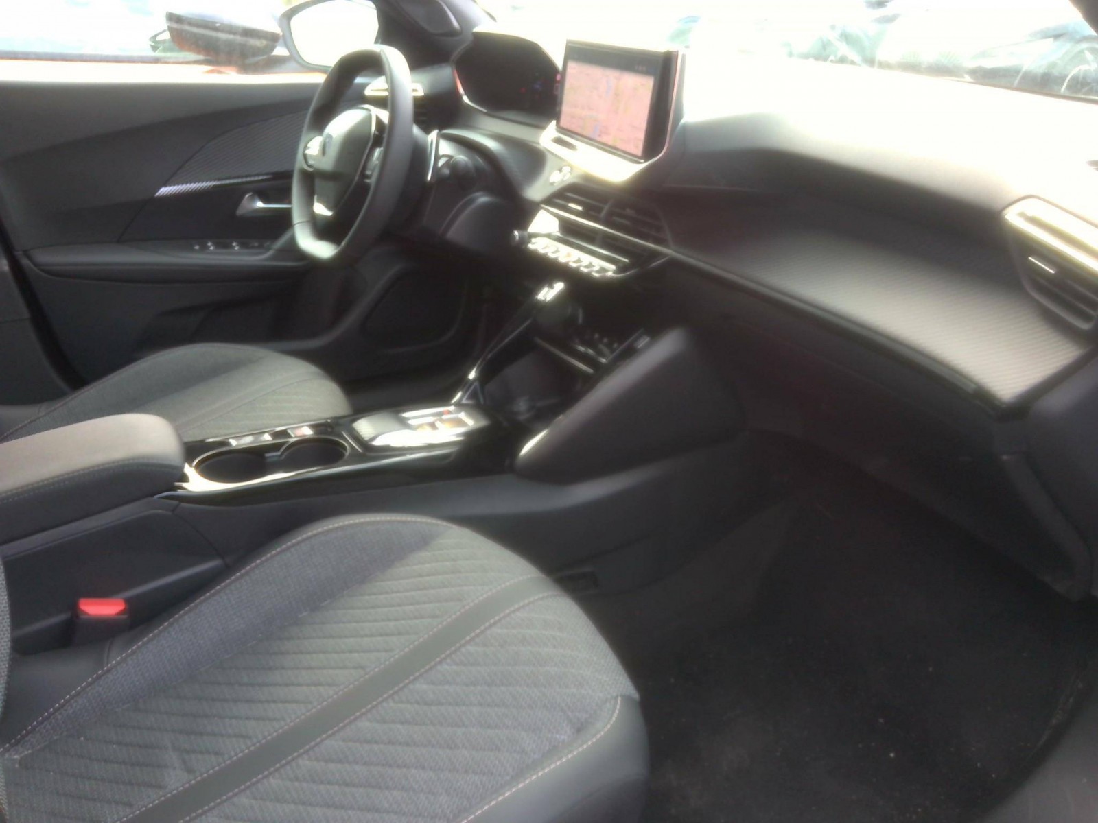 PEUGEOT - 2008 - #862248 - 2