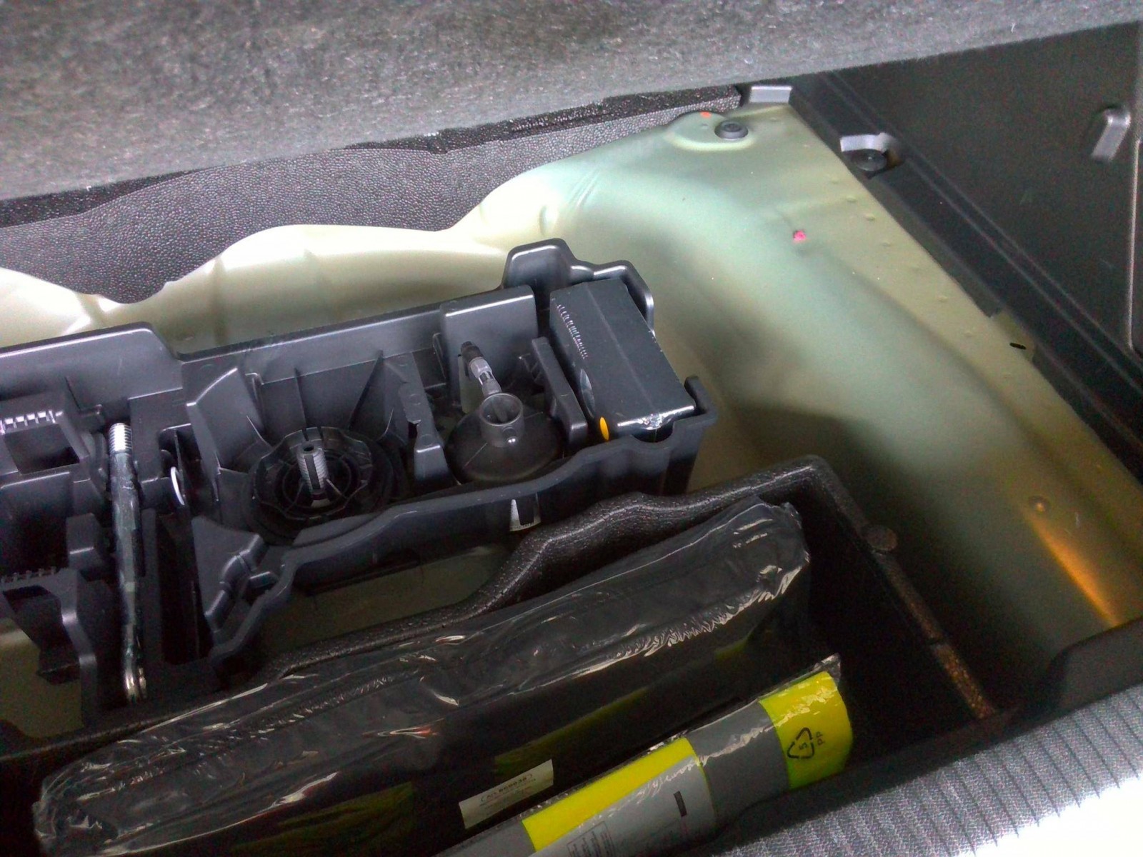 PEUGEOT - 2008 - #862250 - 5