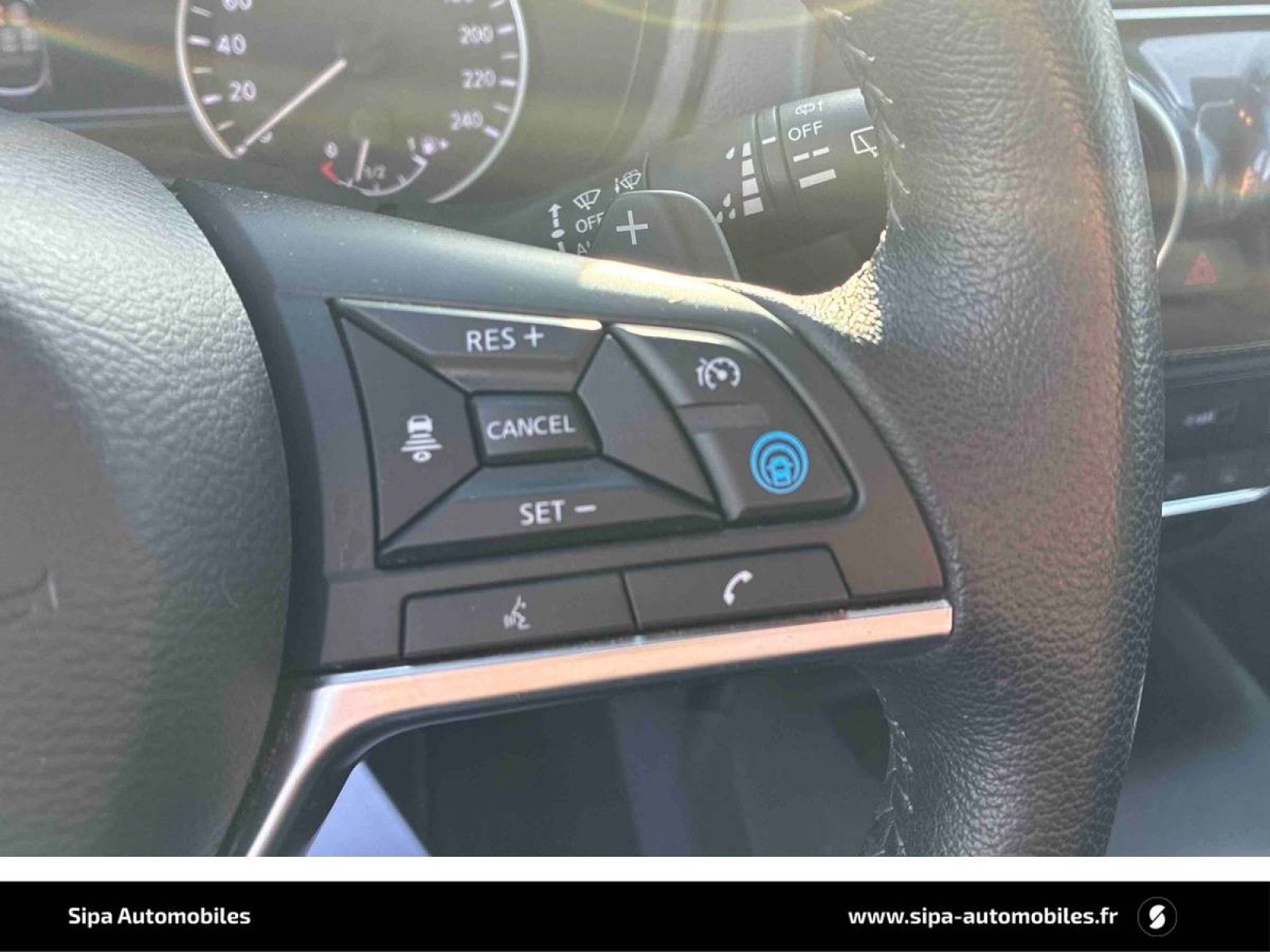 NISSAN - JUKE - #862285 - 18