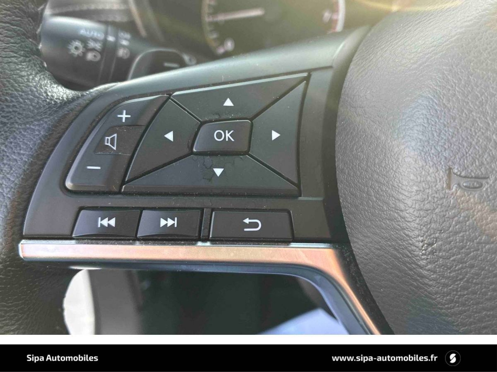 NISSAN - JUKE - #862285 - 19