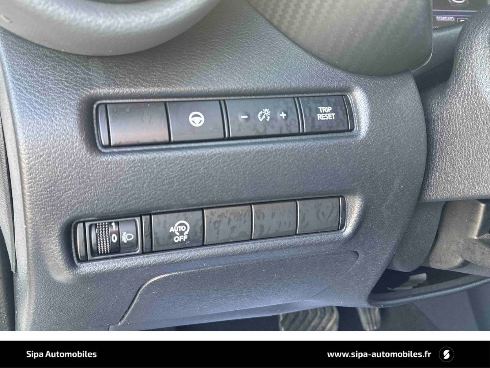 NISSAN - JUKE - #862285 - 22