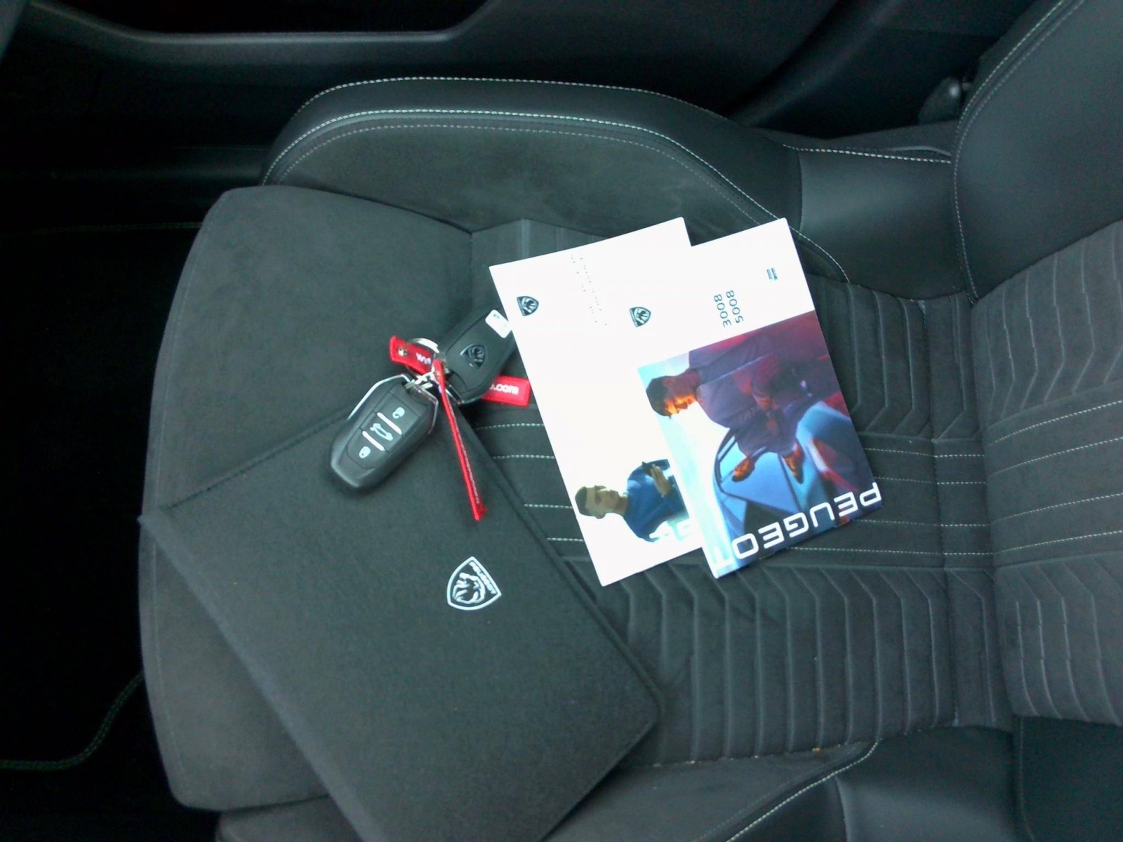 PEUGEOT - 3008 - #862343 - 5