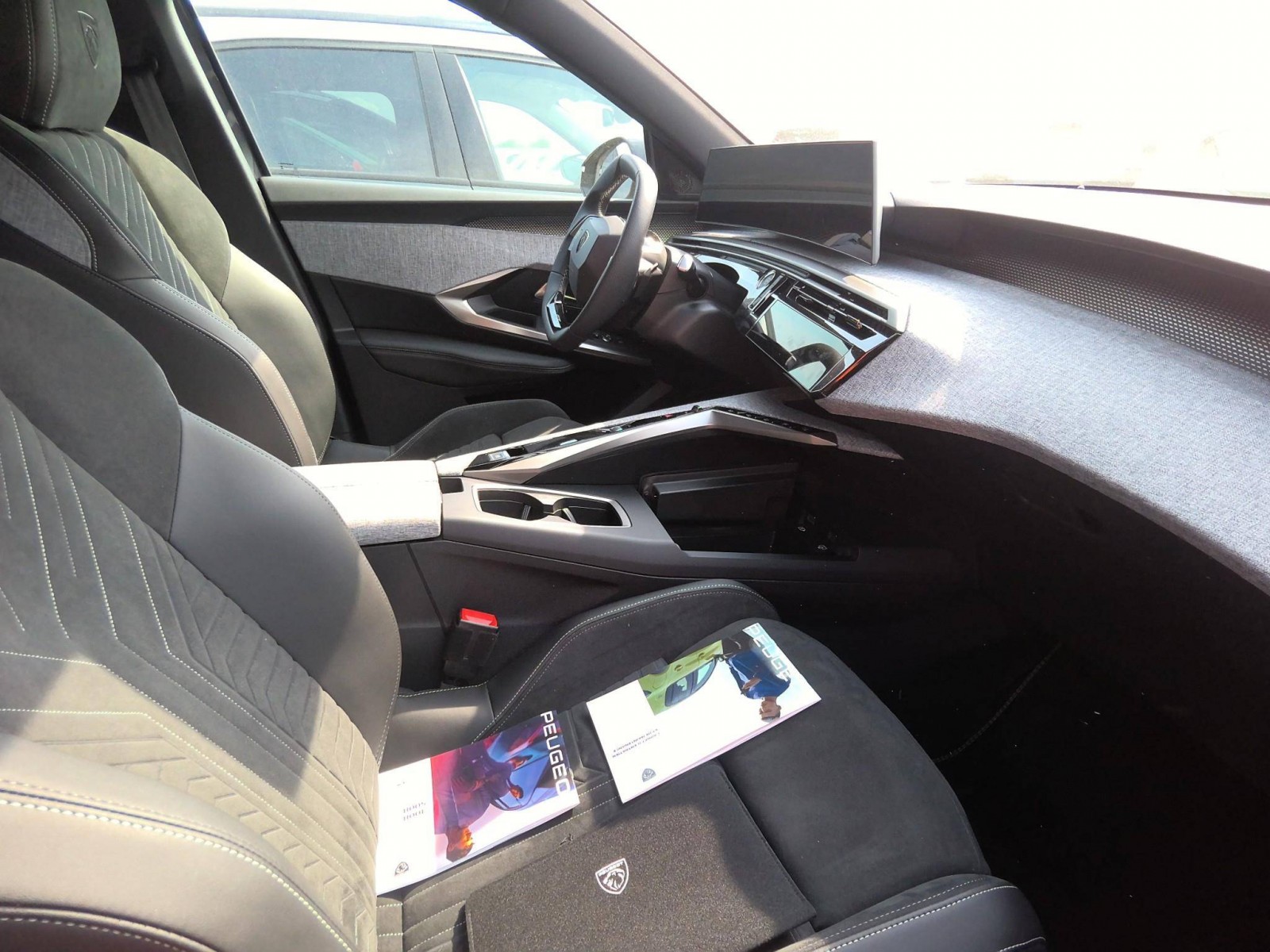 PEUGEOT - 3008 - #862348 - 2