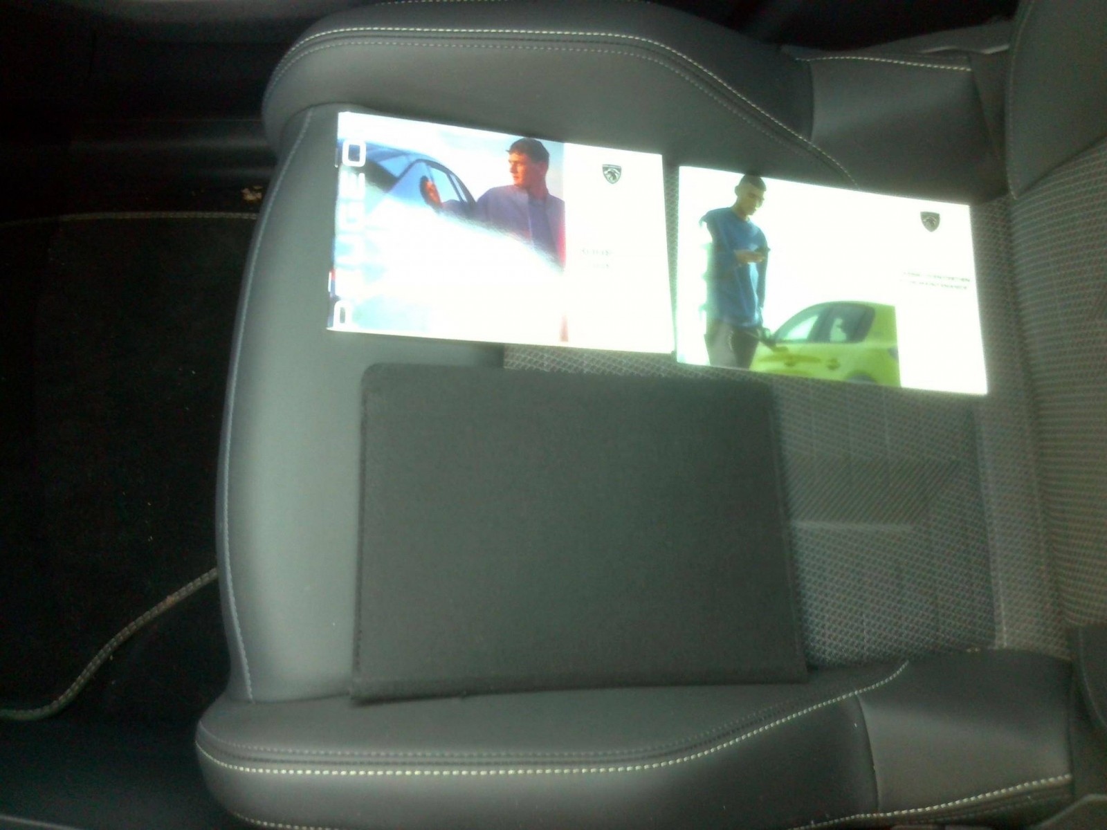 PEUGEOT - 3008 - #862365 - 5