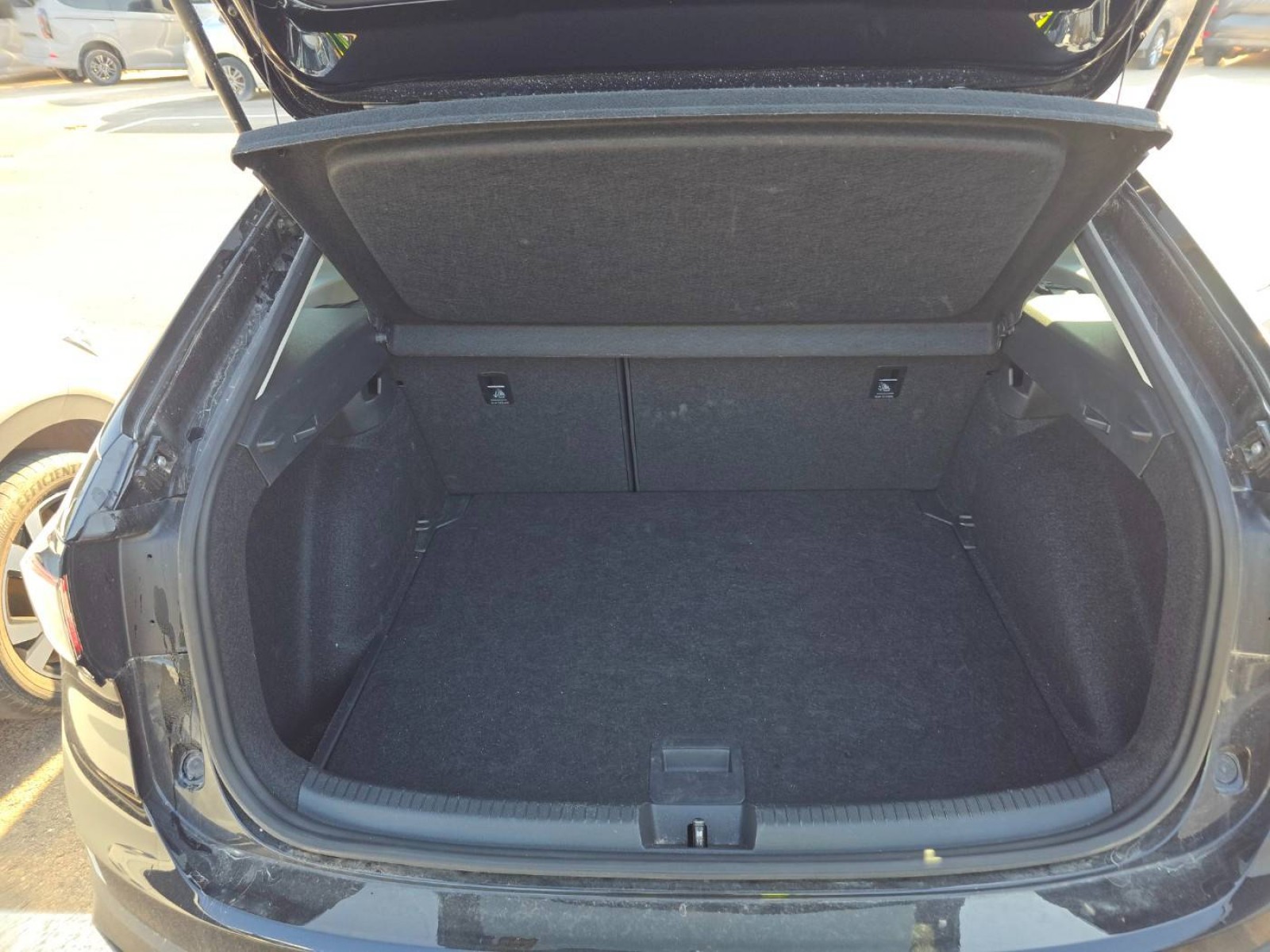 VOLKSWAGEN - TAIGO - #862459 - 12