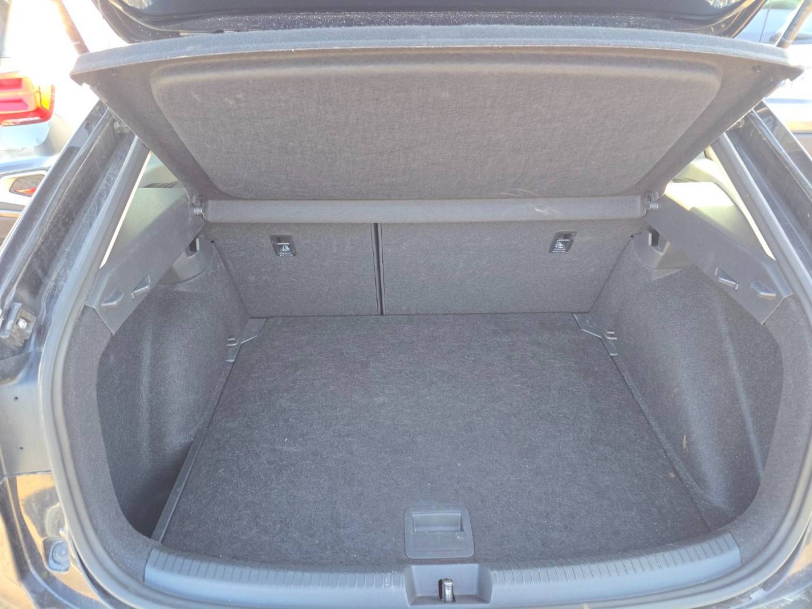 VOLKSWAGEN - TAIGO - #862470 - 12