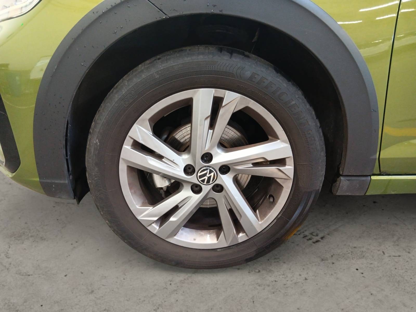 VOLKSWAGEN - TAIGO - #860477 - 6