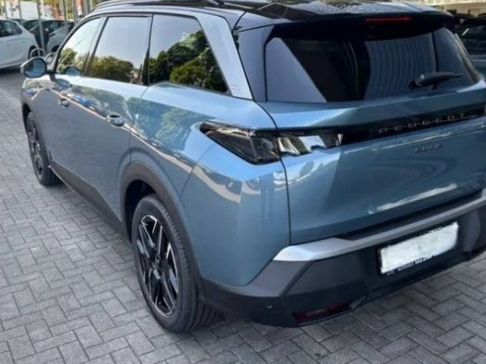 PEUGEOT - 5008 - #862385 - 4