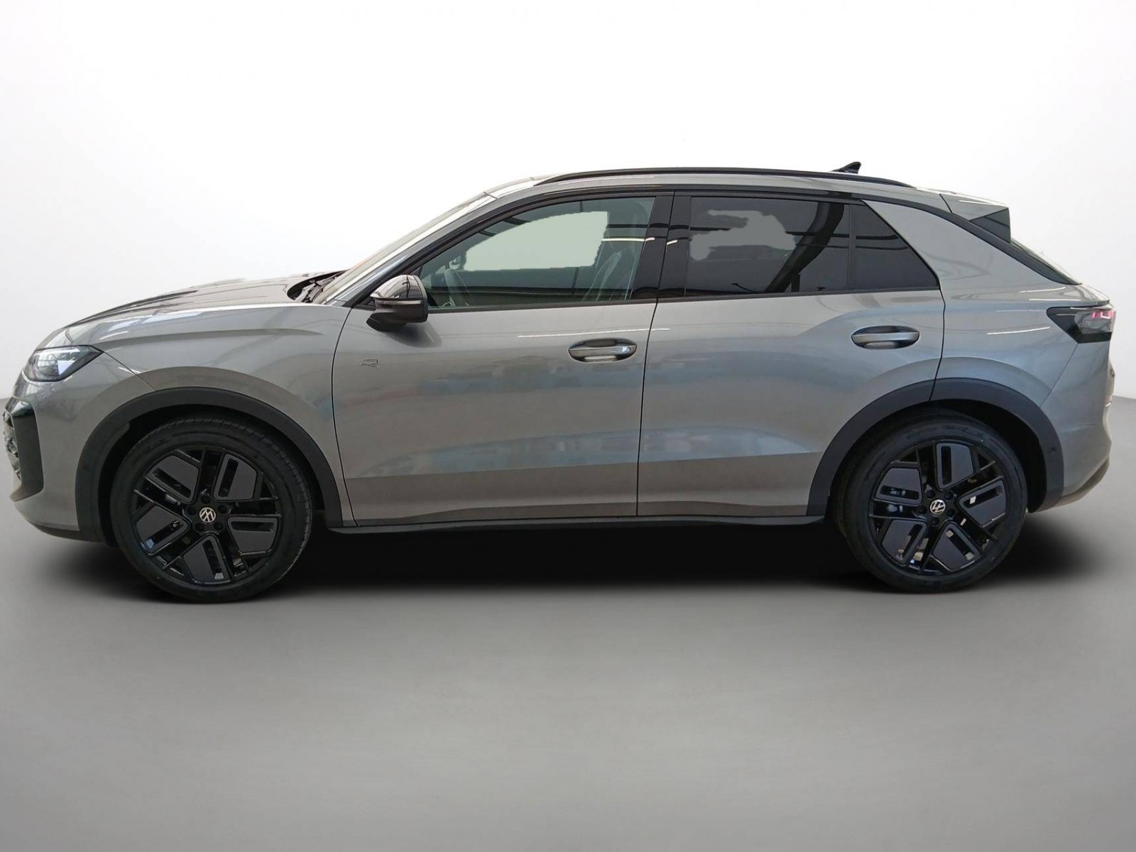 VOLKSWAGEN - T-ROC - #856831 - 15