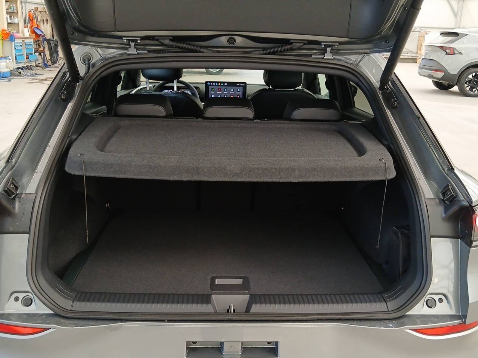 VOLKSWAGEN - T-ROC - #856831 - 12