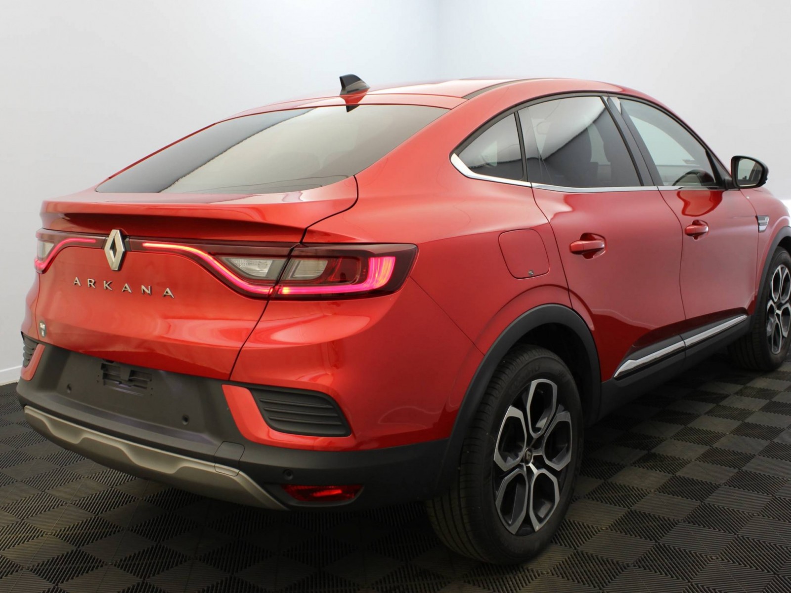 RENAULT - ARKANA - #253869 - 17
