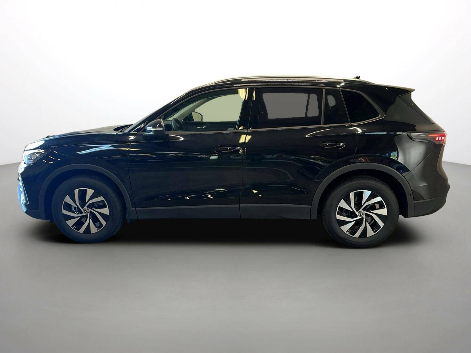 VOLKSWAGEN - TIGUAN - #859700 - 6