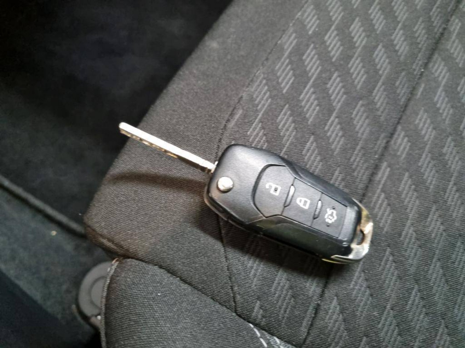 FORD - PUMA - #864338 - 5