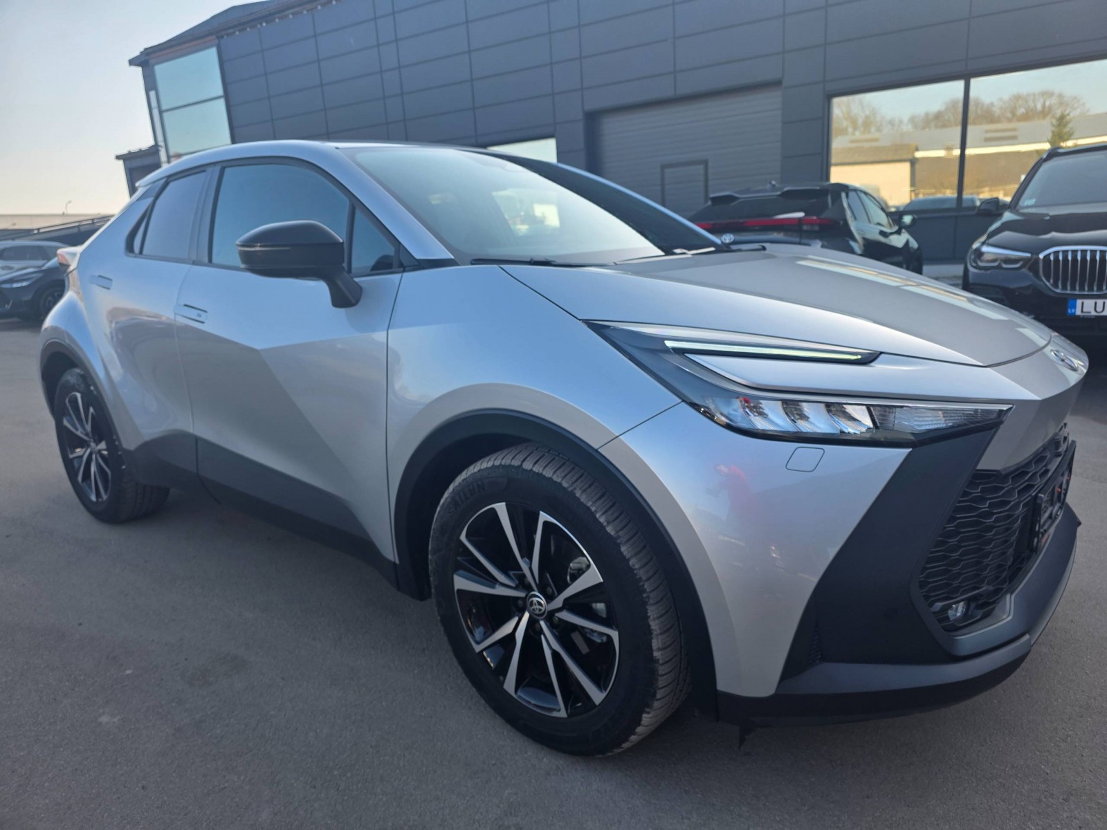 TOYOTA - C-HR - #862190 - 1