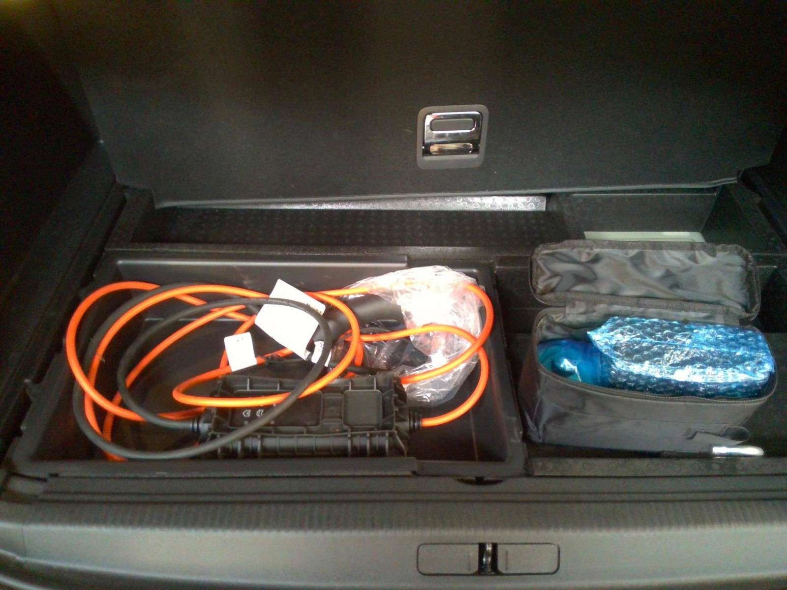 PEUGEOT - 3008 - #864576 - 5