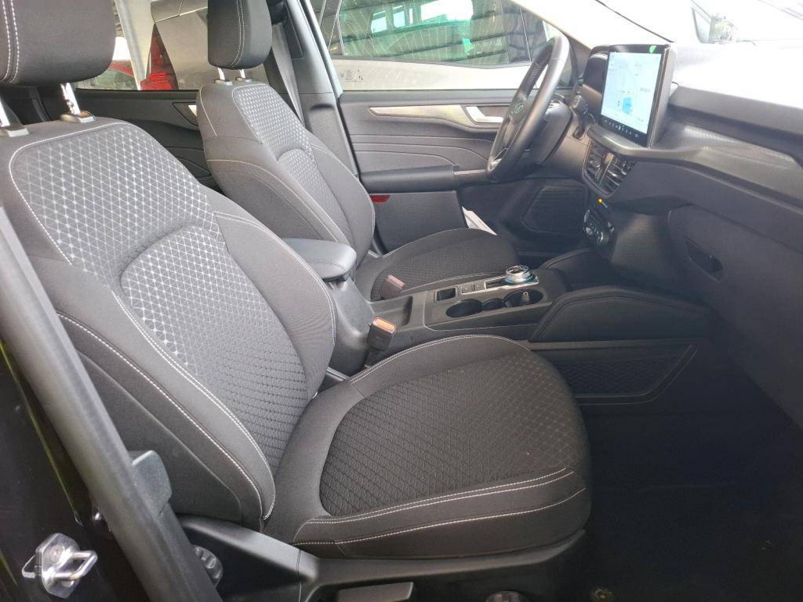 FORD - KUGA - #865251 - 6