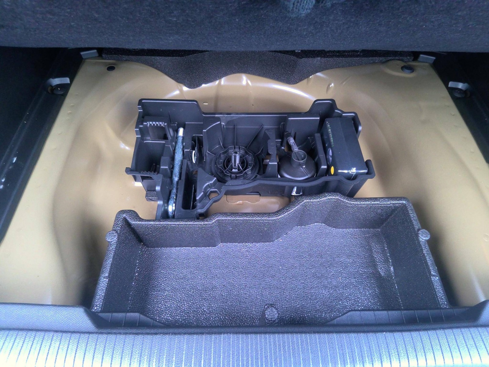 PEUGEOT - 2008 - #865494 - 6