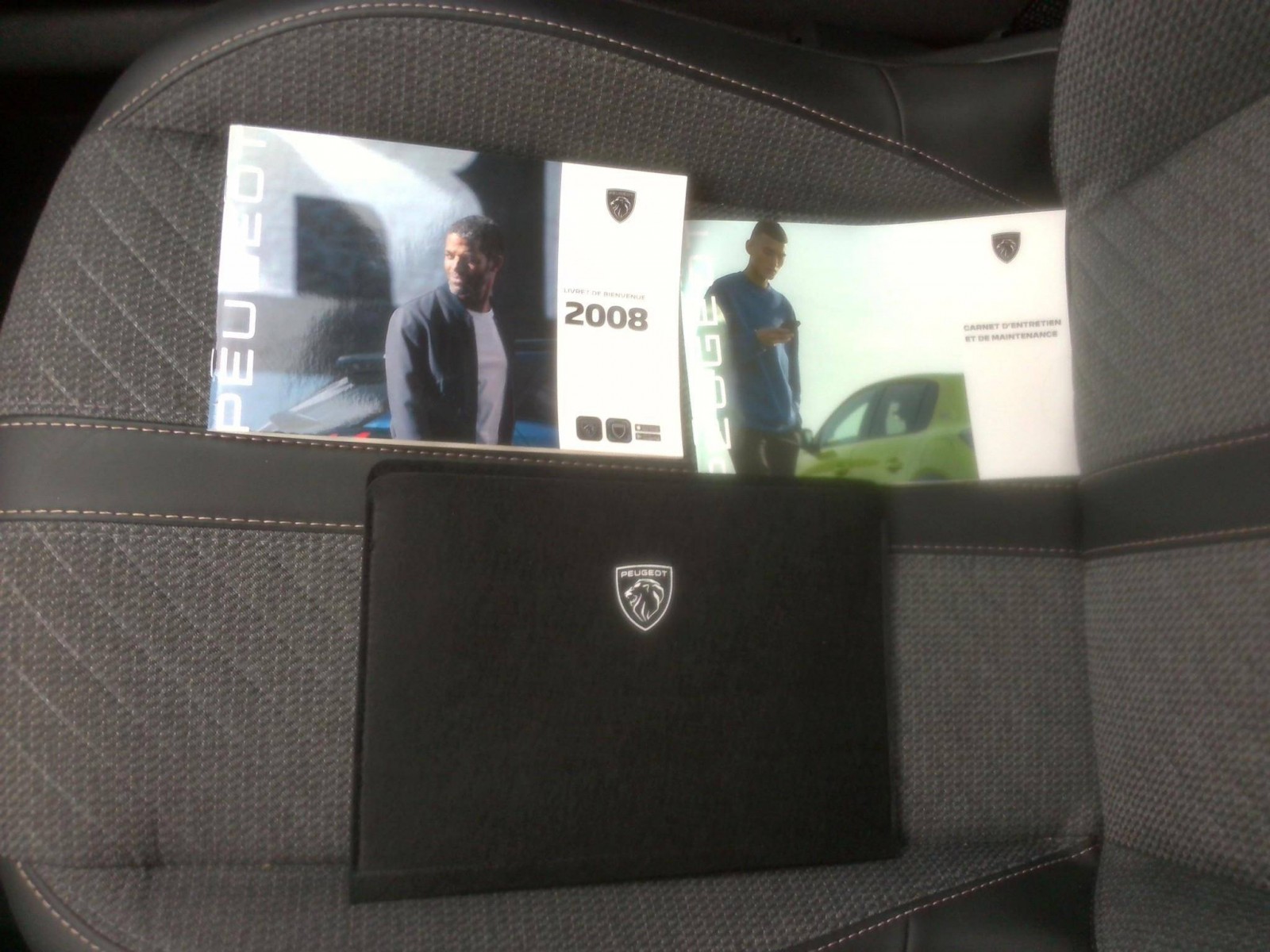 PEUGEOT - 2008 - #865457 - 4