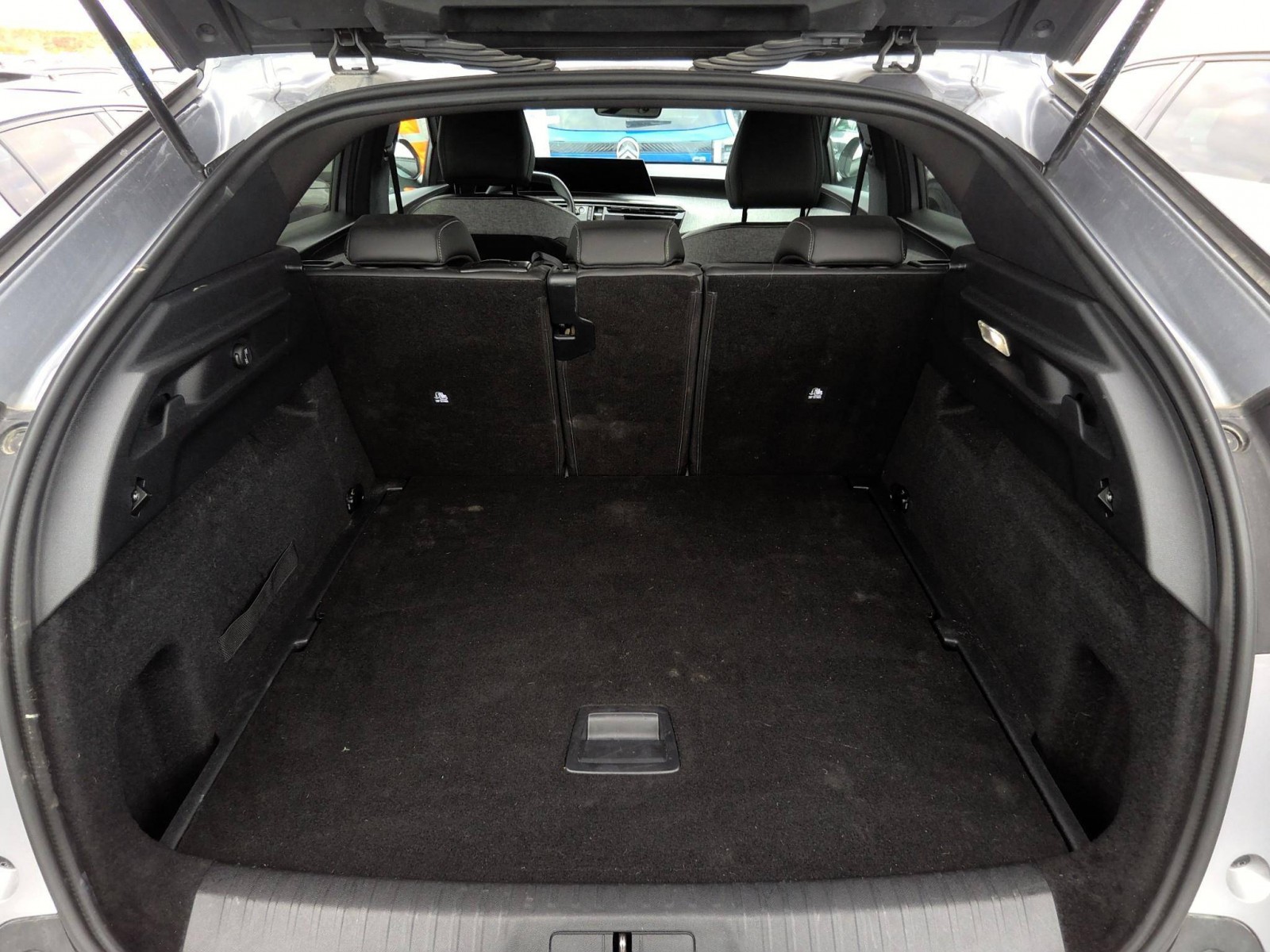 PEUGEOT - 3008 - #865466 - 5