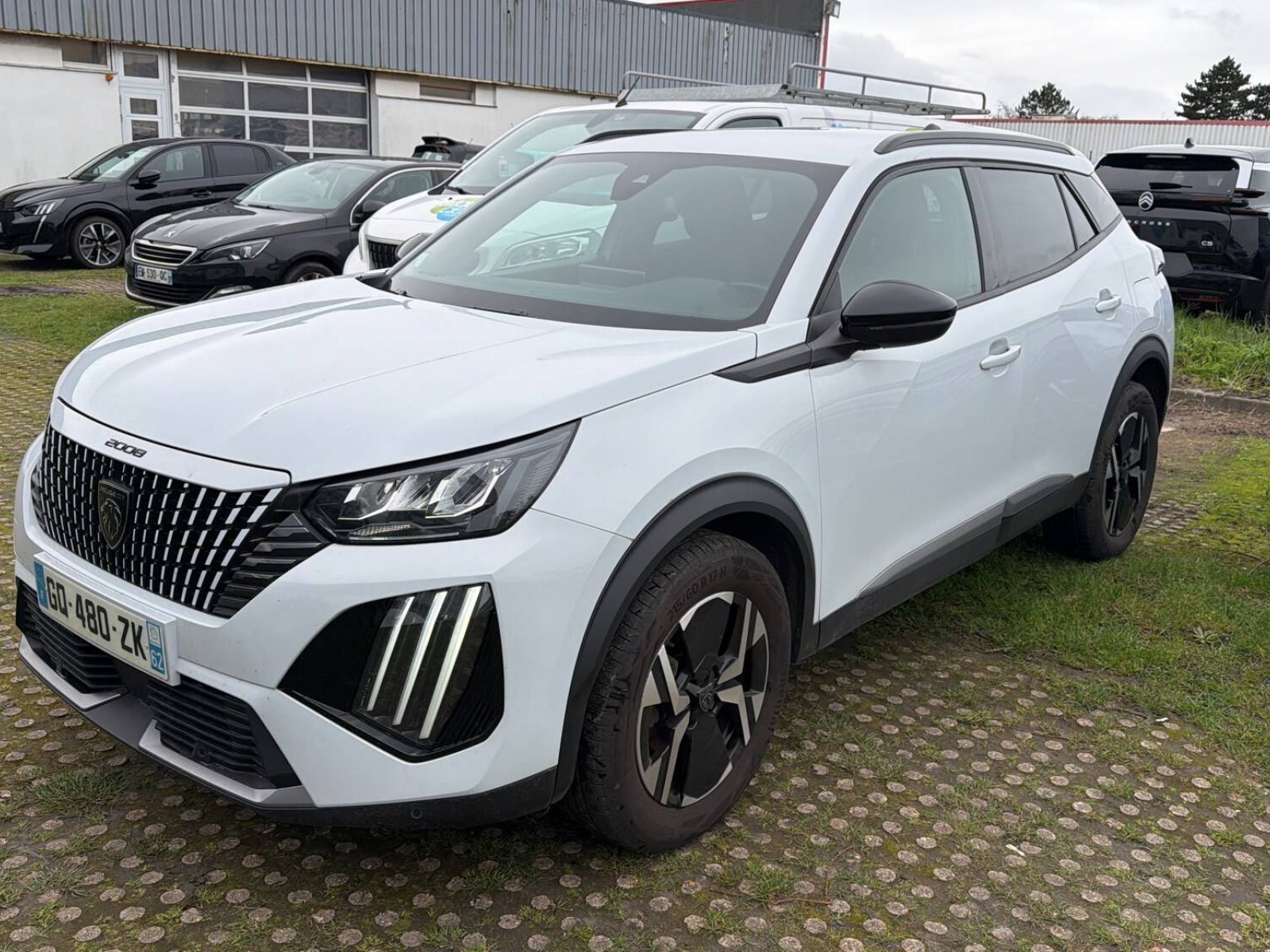 PEUGEOT - 2008 - #866108 - 0