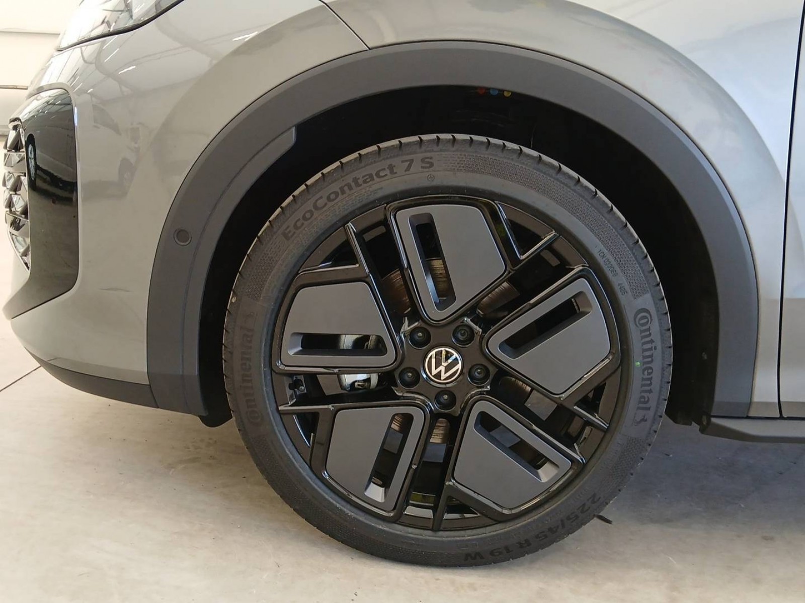 VOLKSWAGEN - T-ROC - #866425 - 6