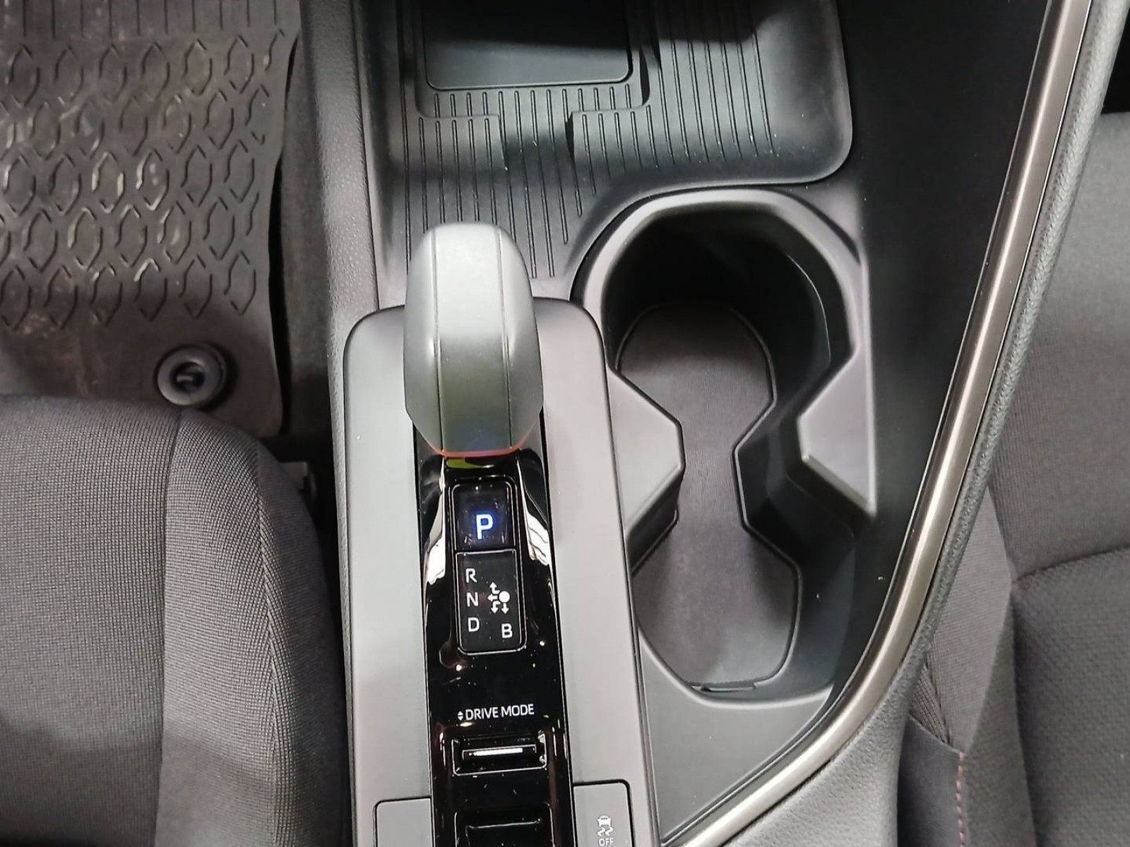 TOYOTA - C-HR - #862192 - 13