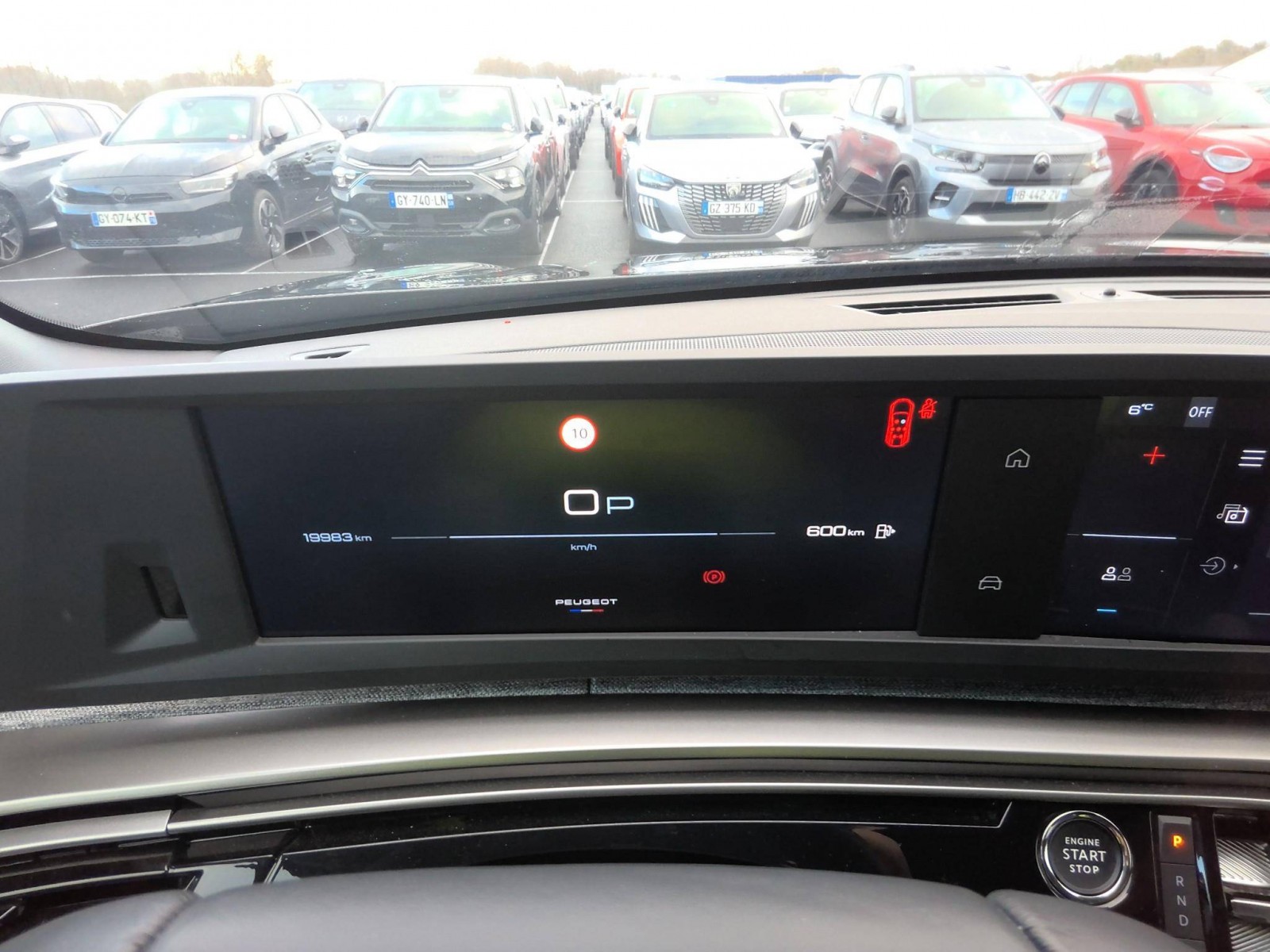 PEUGEOT - 5008 - #867289 - 3