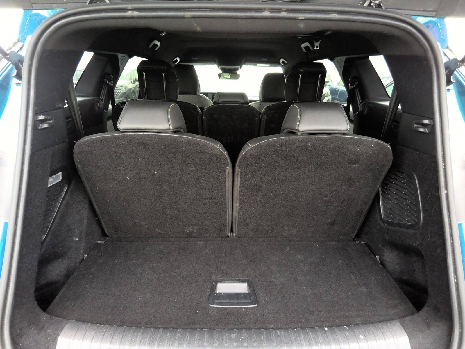 PEUGEOT - 5008 - #867355 - 6