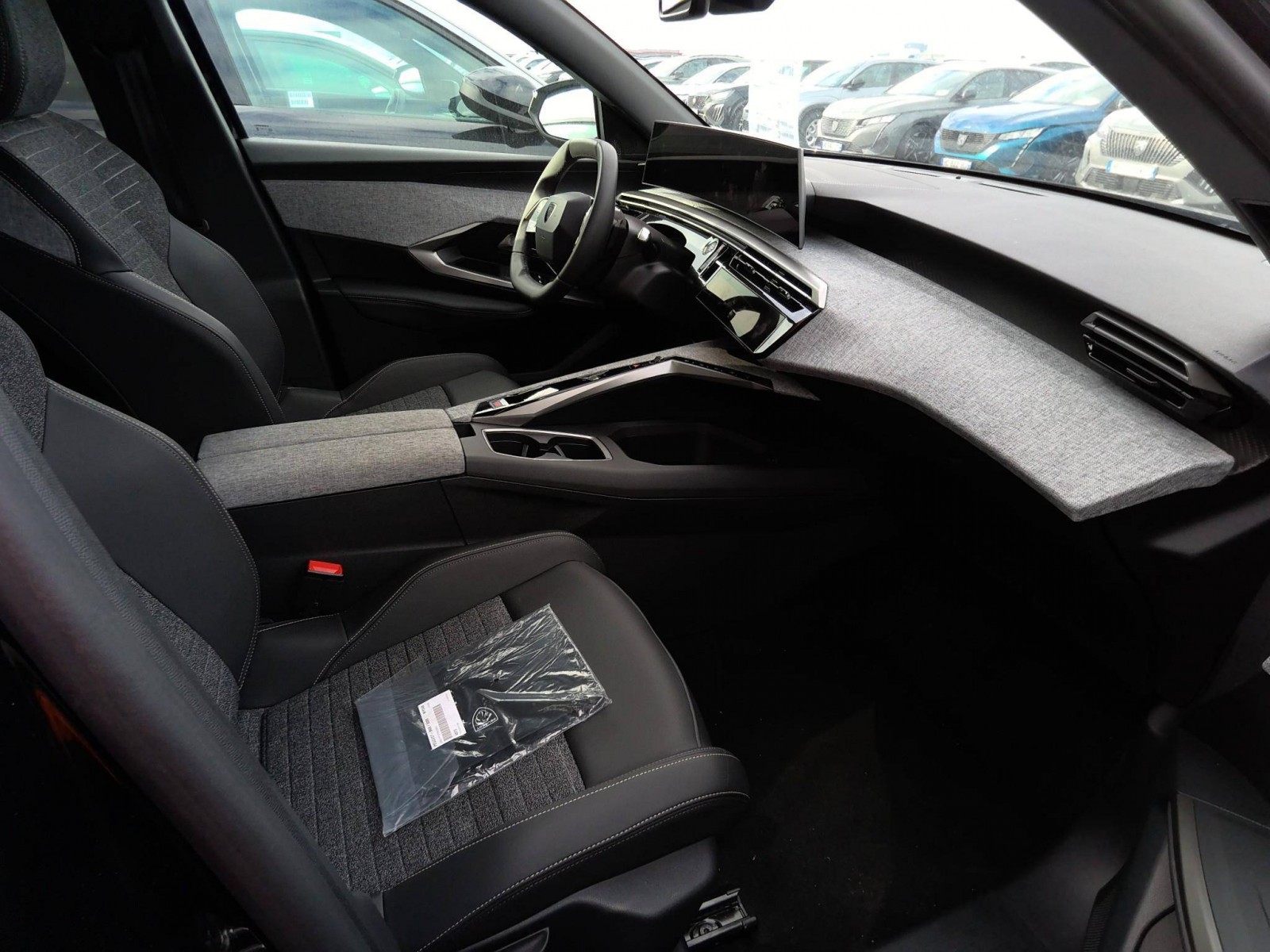 PEUGEOT - 3008 - #867364 - 2