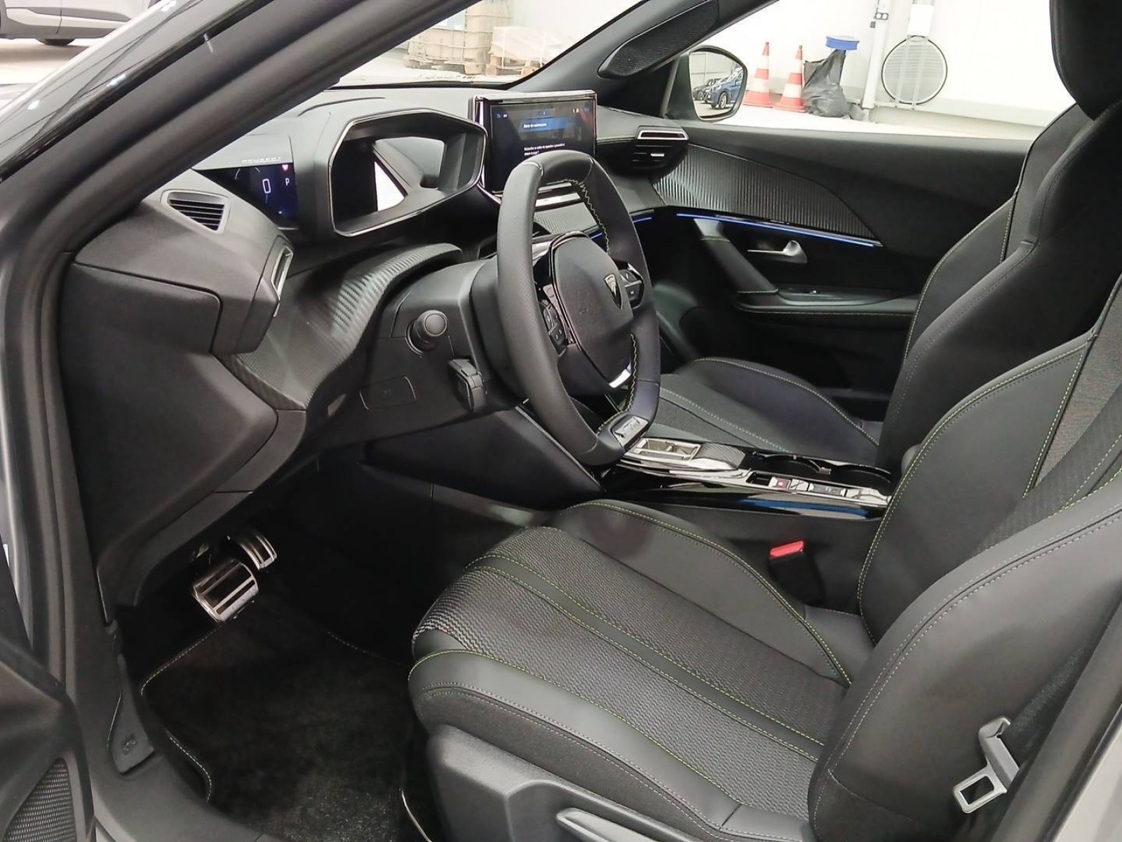 PEUGEOT - 2008 - #847355 - 7